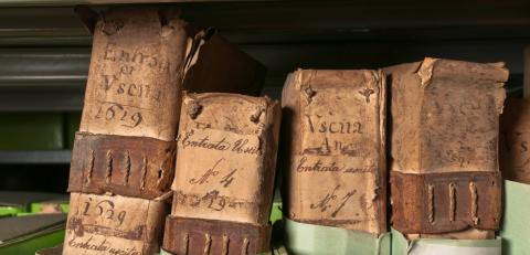 immagine documenti e libri antichi