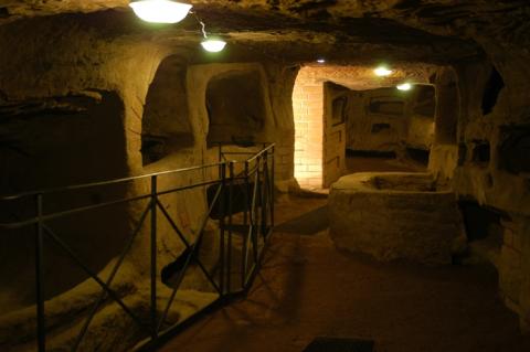 Immagine catacomba di Monte Stallone